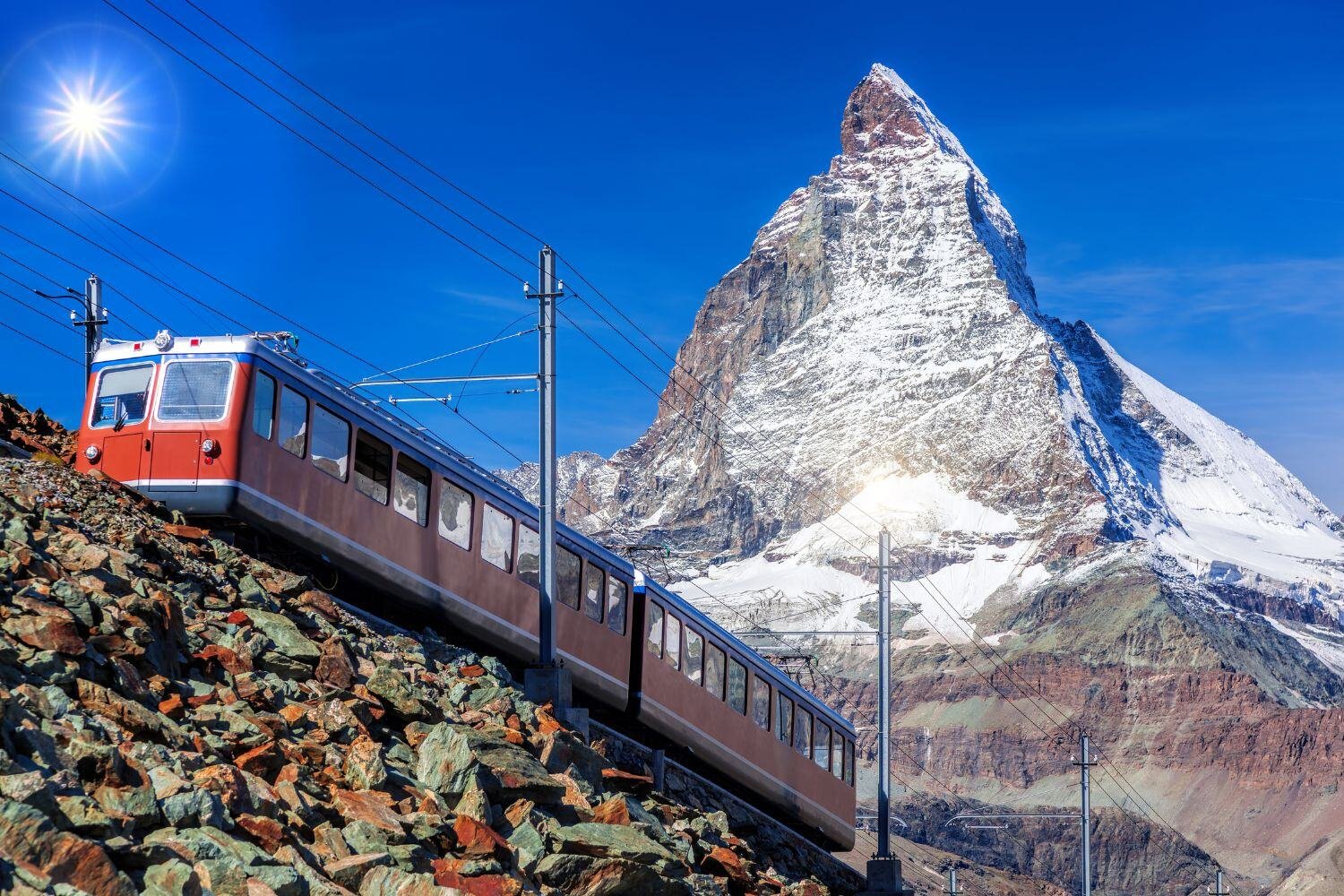 7 Stunning Rail Routes to Add to Your Travel Bucket List (2)