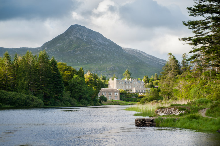 Ballynahinch-Castle-02.jpg