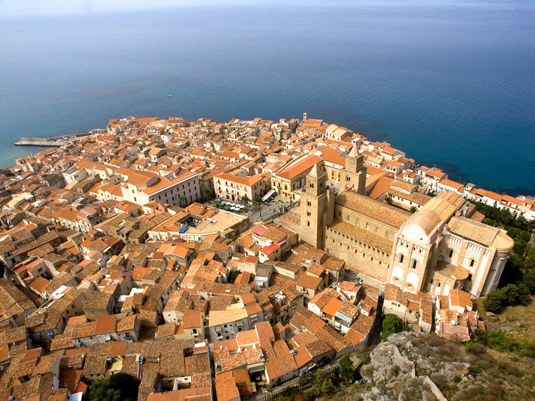 Sicily_Cefalu.jpg