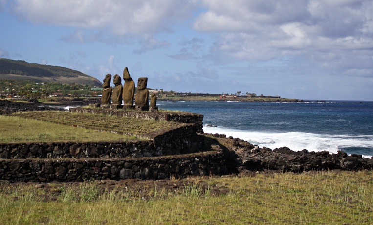 Easter-Island-4.jpg