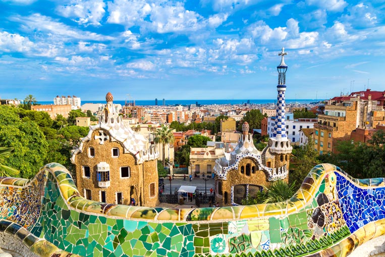 Barcelona-Park-Guell-shutte.jpg