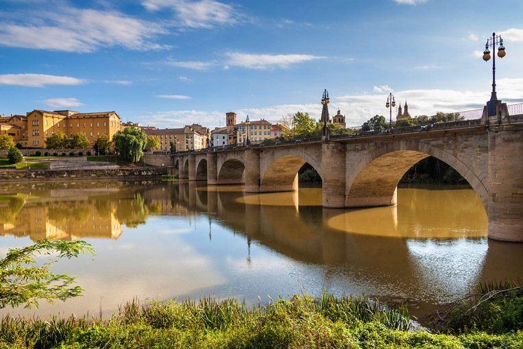 Logrono-shutterstock_324469.jpg