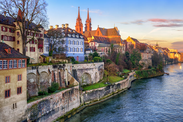 Basel-shutterstock_35818118.jpg