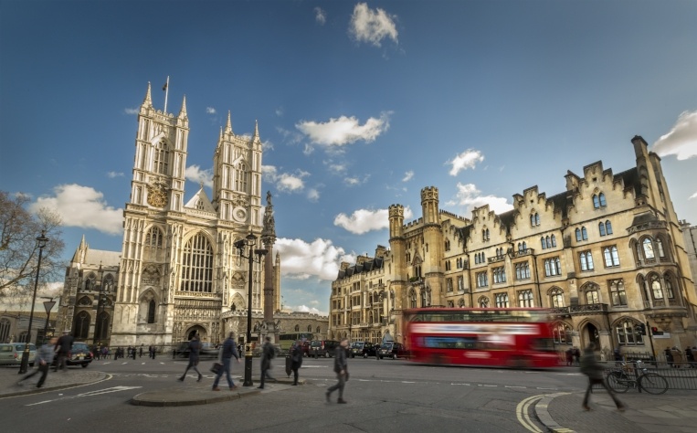 London Westminster Abbey shutterstock_415583692-073852-edited.jpg