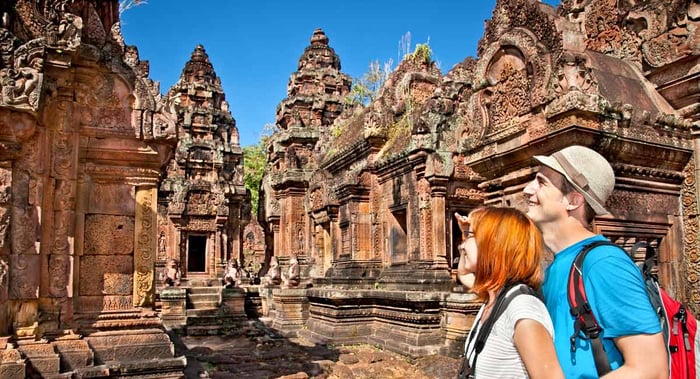 Cambodia,-Angkor-Wat,-Banteay-Srei,-People