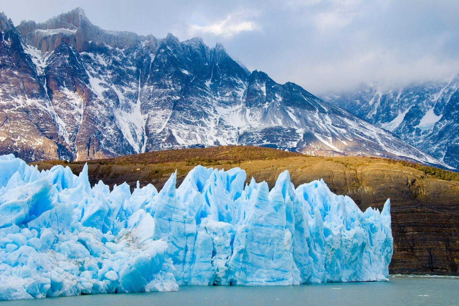 Gift Her the World: Top Luxury Destinations for an Extraordinary Mother’s Day Chile