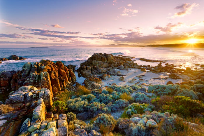 tasmania australia shutterstock_780044911