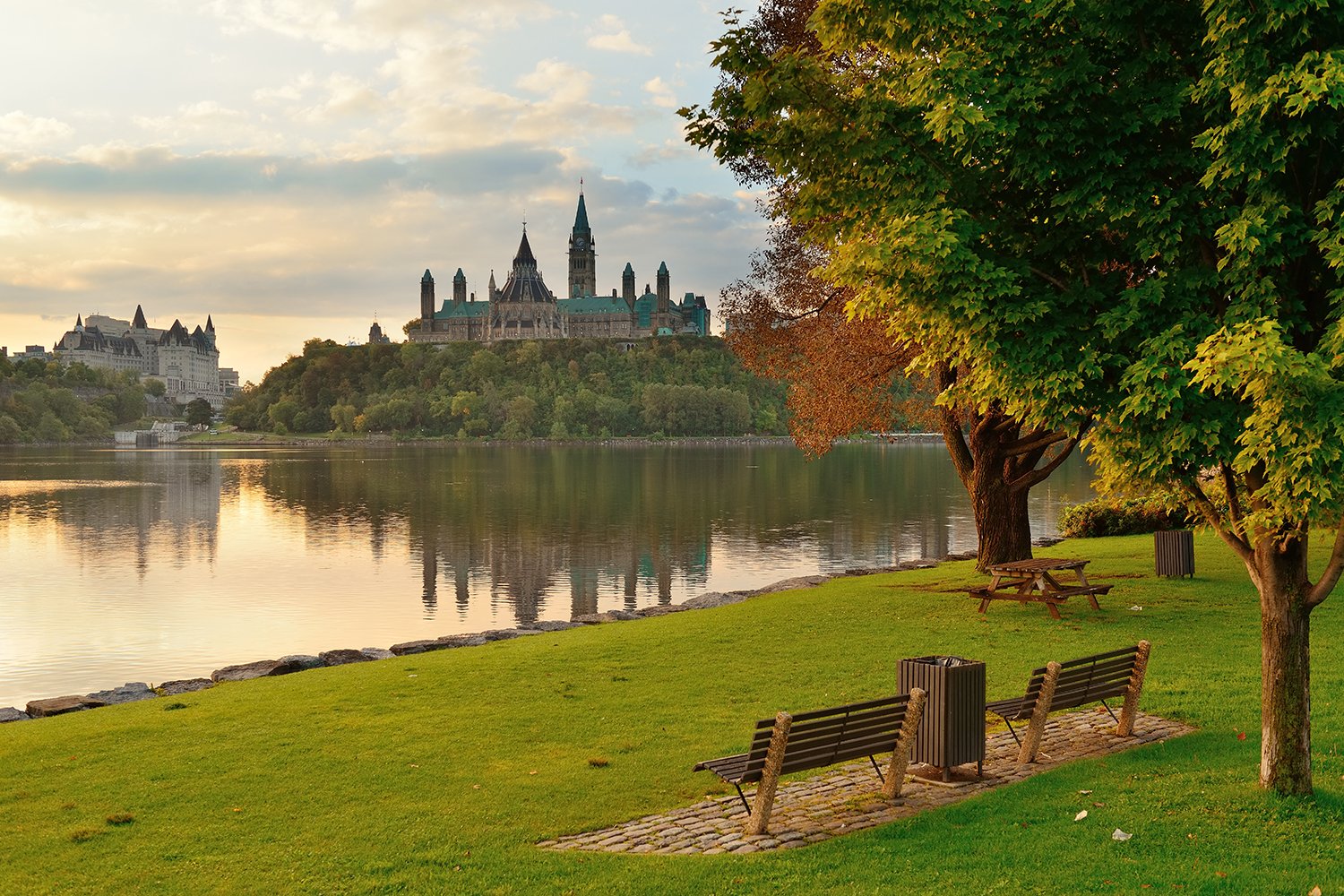 ottawa lake 1500x1000