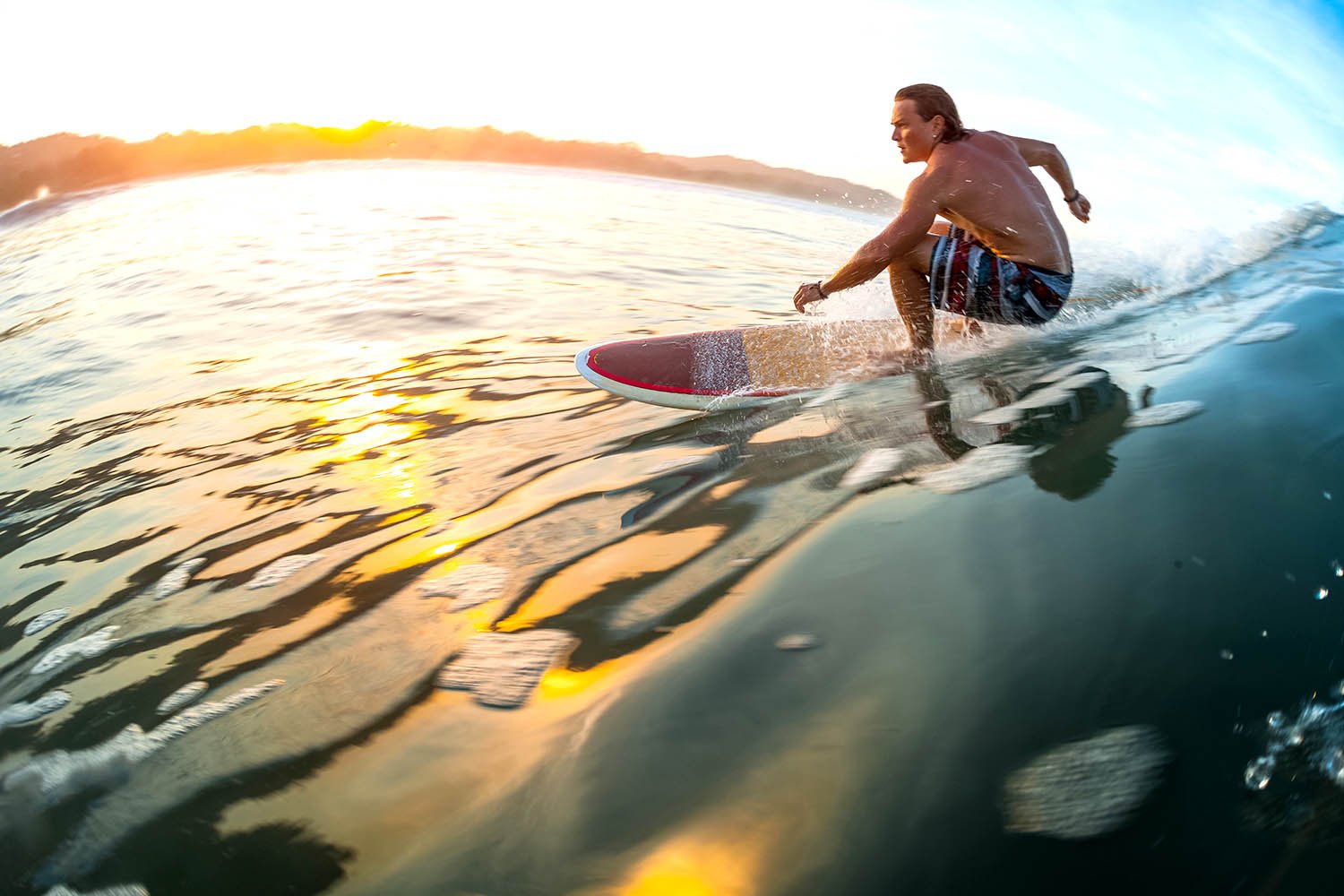 nosara costa rica surfer iStock-804652016 1500x1000