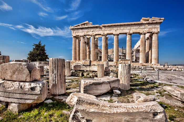 Parthenon-temple-on-the-Acropolis-in-Athens,-Greece-shutterstock_281112905EMAIL