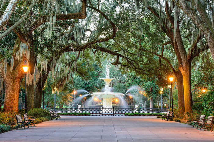 savannah forsyth park 1500x1000