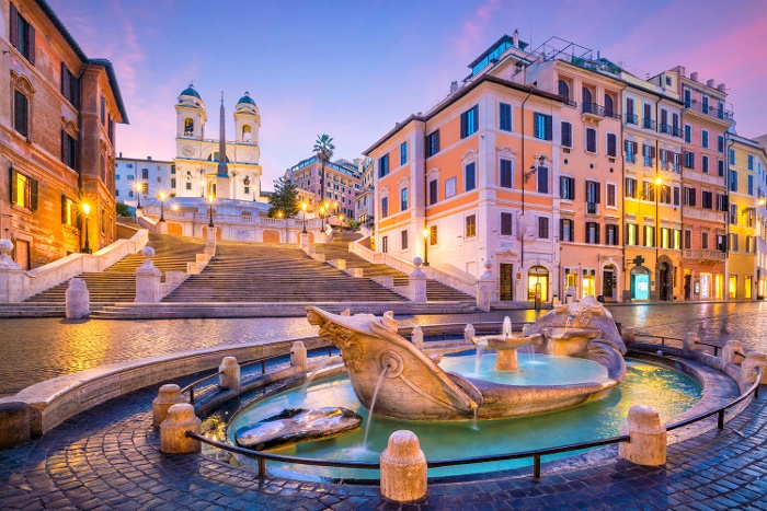 Italy, Rome, Piazza Navona, Spanish Steps 700x467